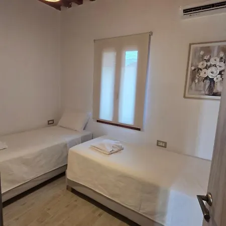 Savva's Premium House Λάρδος